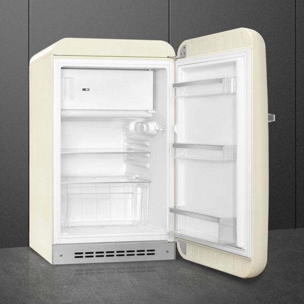 Холодильник с одной дверцей Smeg FAB10RCR6