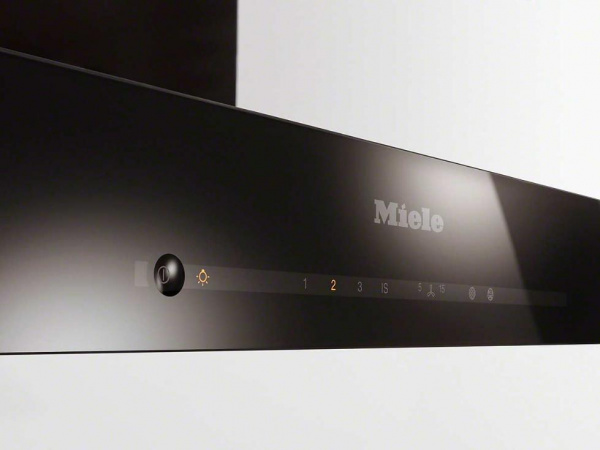 Островная вытяжка Miele DA6698DOBSW