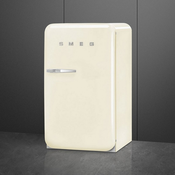 Холодильник с одной дверцей Smeg  FAB10RCR5